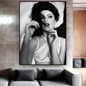 Black and White Portrait Penelope Cruz Posters Canvas Painting Wall Art Pictures and Prints for Living Room Modern Art Cuadros