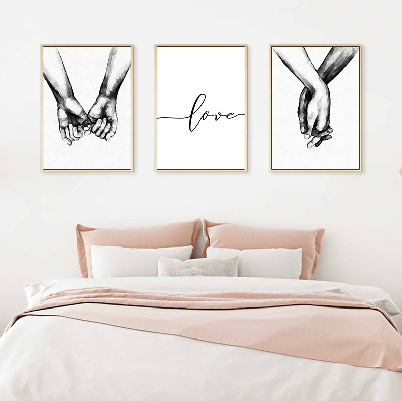Black-and-white-hand-in-hand-nordic-decorative-painting-modern-minimalist-bedroom-living-room-canvas-painting-3.jpg