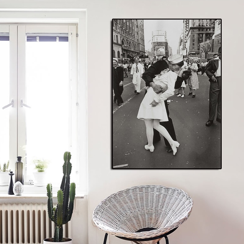 Victory-Kiss-New-York-Pictures-Black-And-White-Photo-Canvas-Painting-Picture-Wall-Art-Decoration-Poster-1.jpg