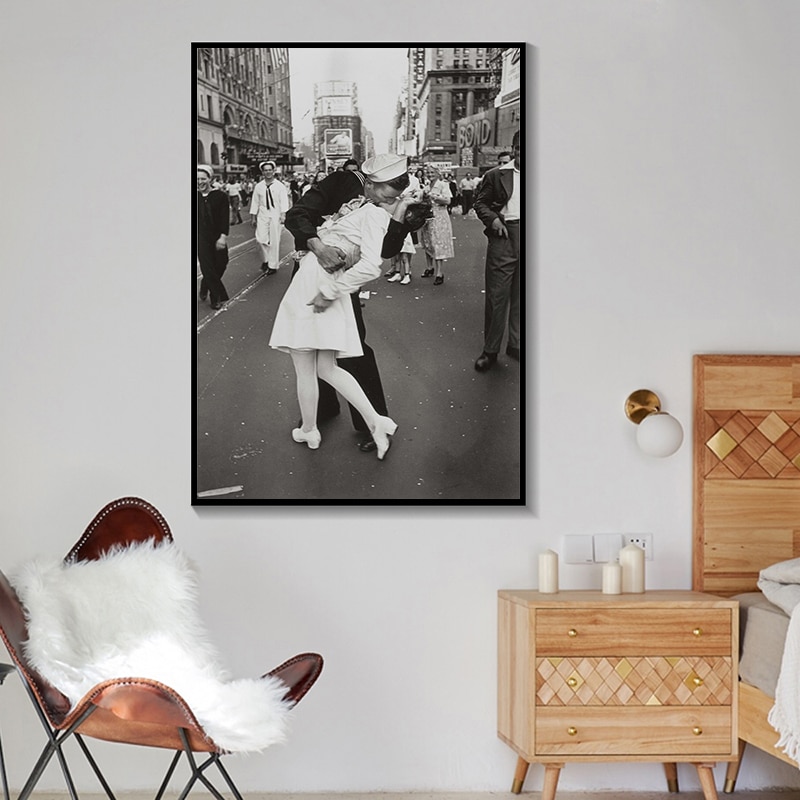 Victory-Kiss-New-York-Pictures-Black-And-White-Photo-Canvas-Painting-Picture-Wall-Art-Decoration-Poster-2.jpg