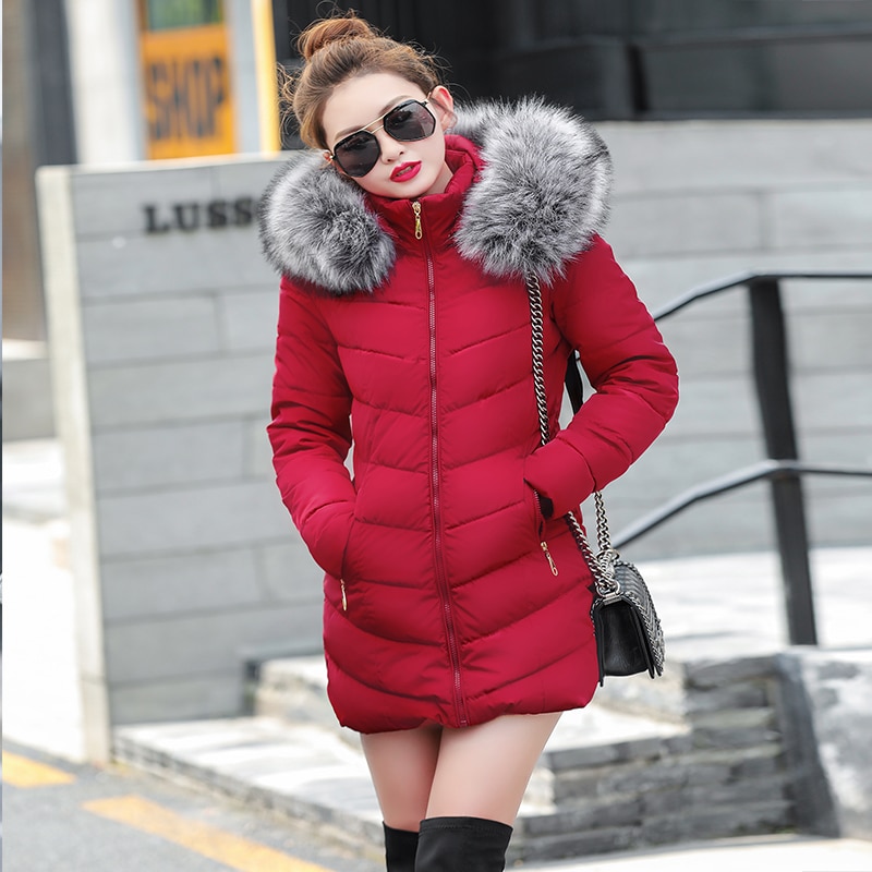 2020-Artificial-raccoon-fur-collar-winter-jacket-women-Winter-And-Autumn-Wear-High-Quality-Parkas-Outwear-3.jpg