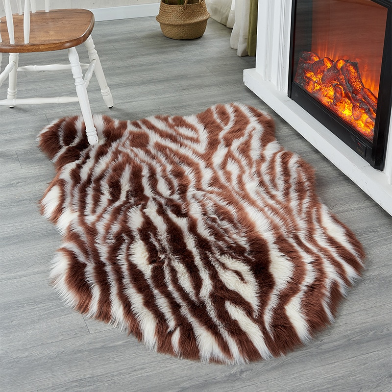 Plush-Carpet-Living-Room-Luxury-Imitation-Wool-Rug-Bedside-Sofa-Foot-Mat-Shopwindow-Decor-Cushion-Tie-2.jpg